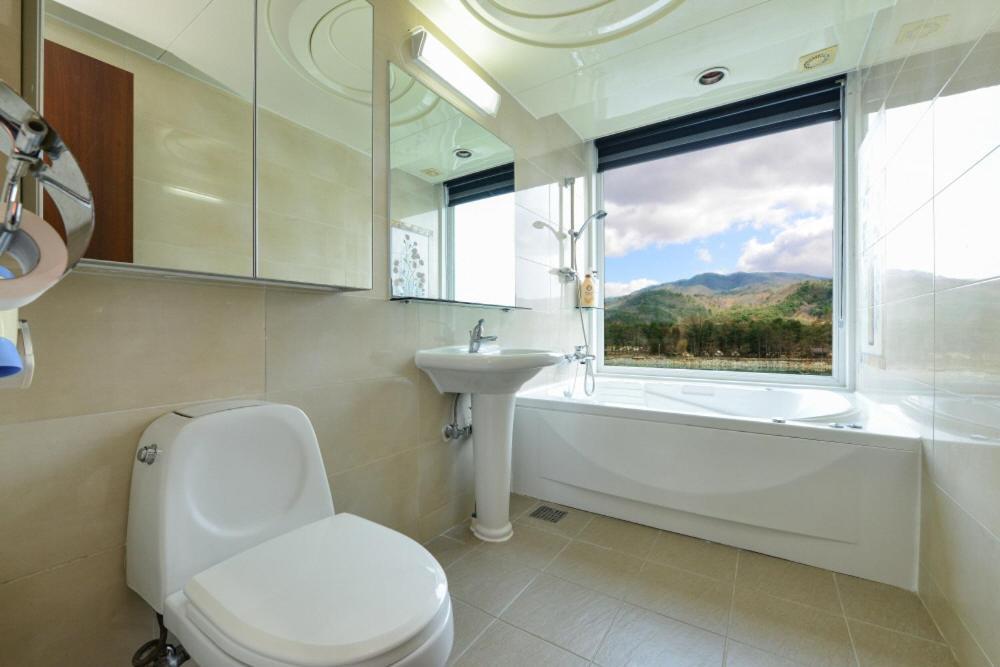 Moonlight Blue Pension Gapyeong Exterior foto