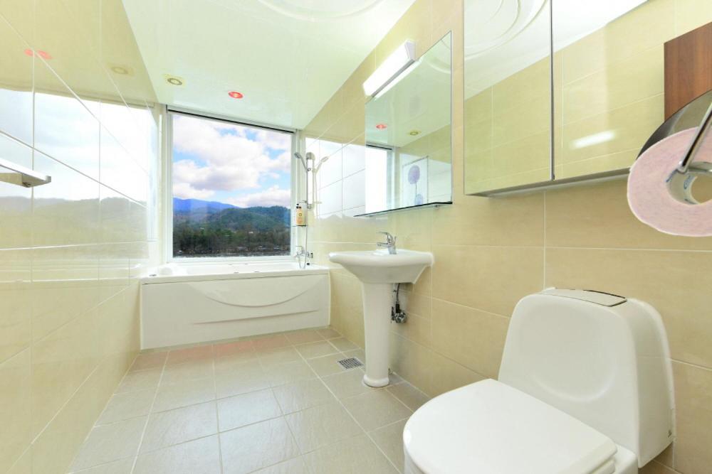 Moonlight Blue Pension Gapyeong Exterior foto
